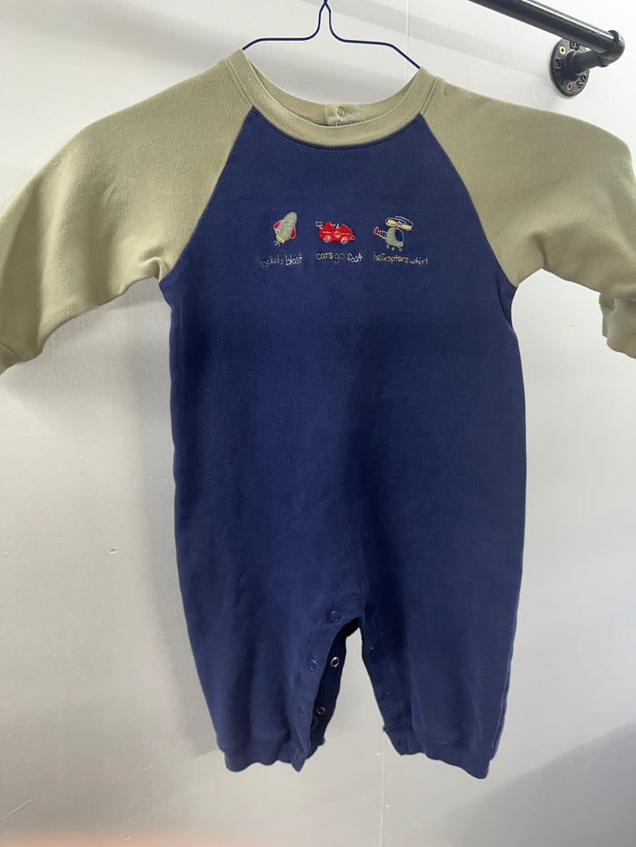 Airplane Appliqued Romper   18 Months    (001)