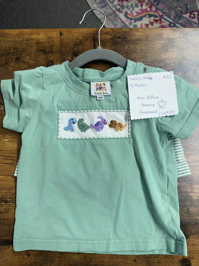 Sweet E Smocks Green Dino 2PC. Shorts Set  18Months. (002)