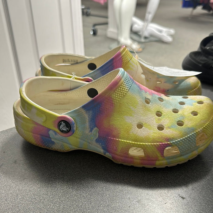 Pastel Rainbow Crocs       Size 8          (001)