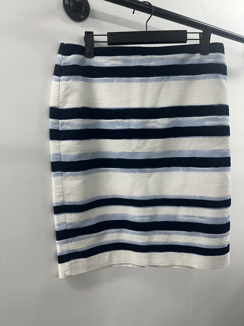 Ann Taylor Blue&White Stripe Pencil Skirt  Size: 6  (020)