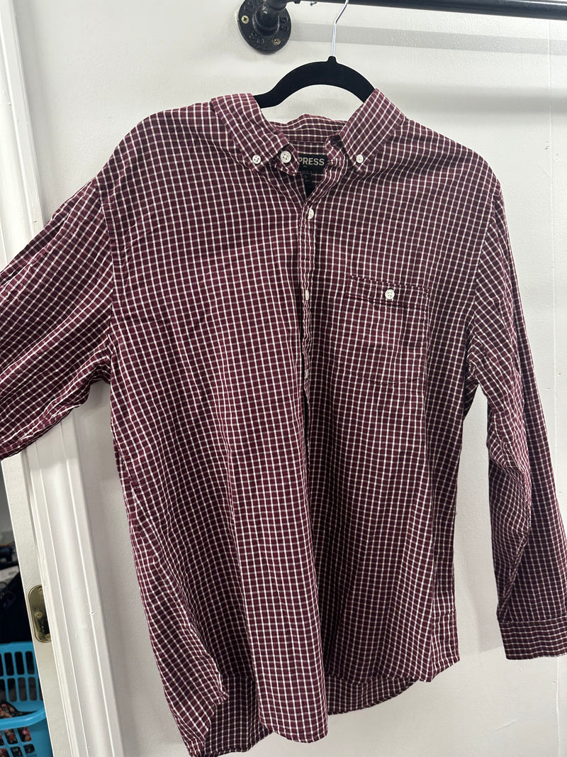 Maroon Plaid Button Up  Large  (011)