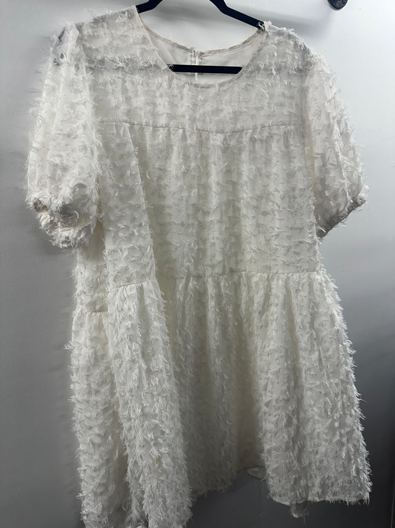 Boutique White Feathered Dress     XL   (001)