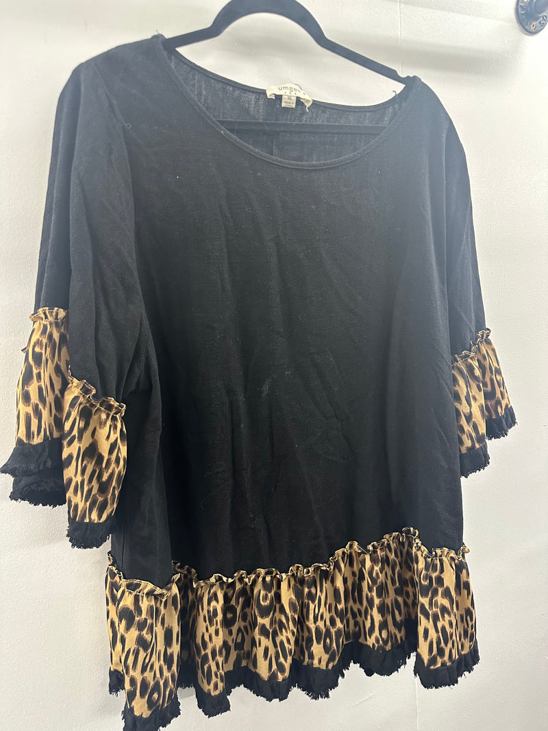 Umgee Black Leopard Fringe Top   1XL     (001)