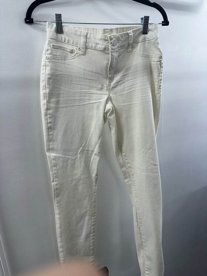 Maurices White Pants      Small    (018)