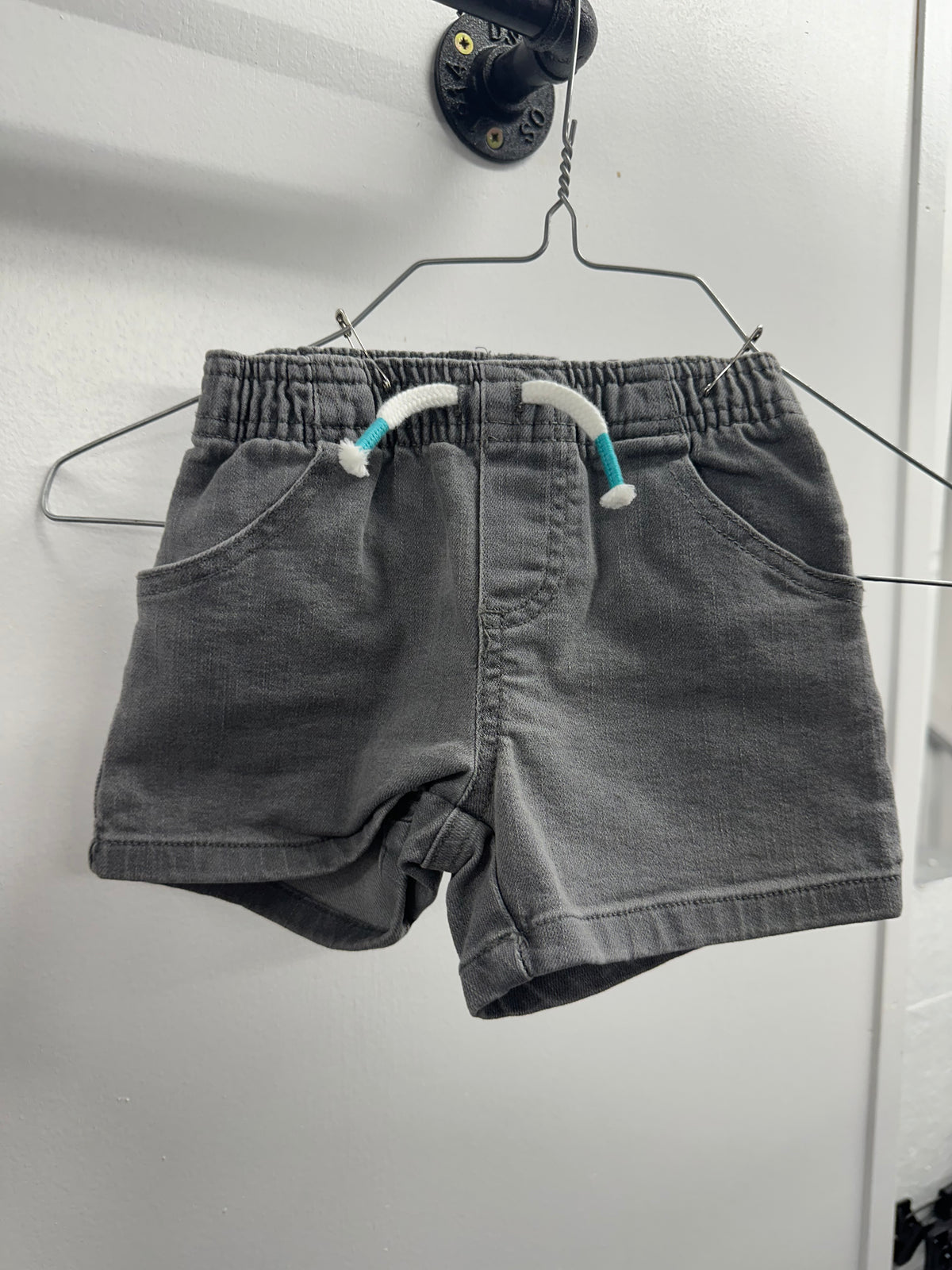 Garanimals Gray Shorts  12Months  (001)