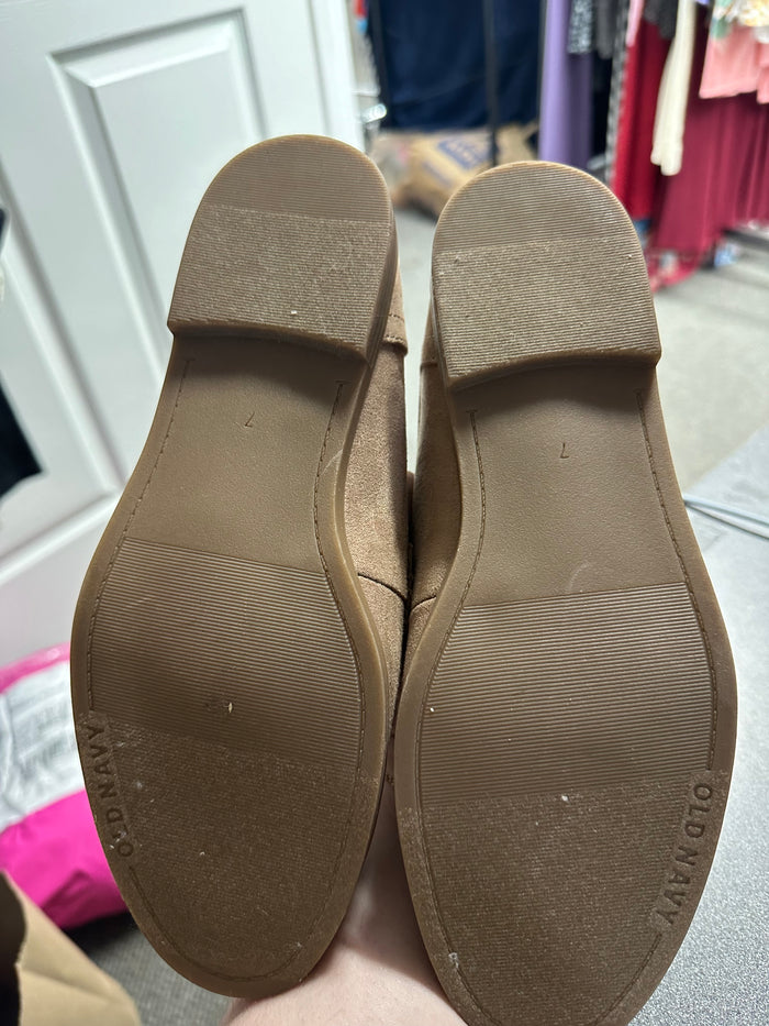 Brand New Old Navy Mule Slides   Size:7    (001)