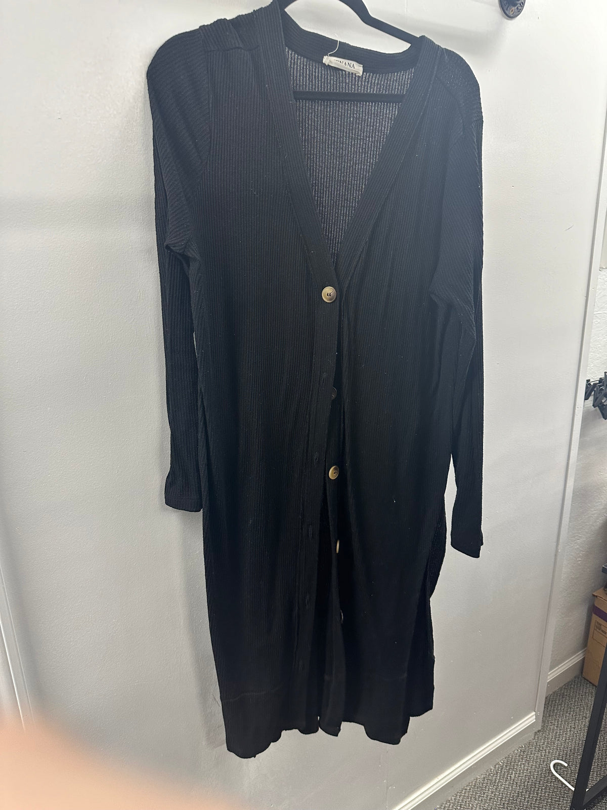 Zenana Long Black Button Cardigan   XL    (001)