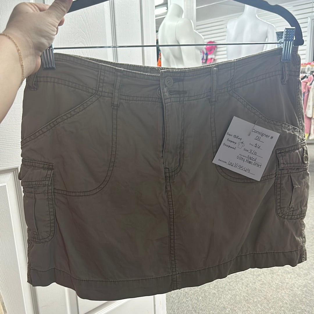 Faded Glory Khaki Skort      Size: 8/10          (011)