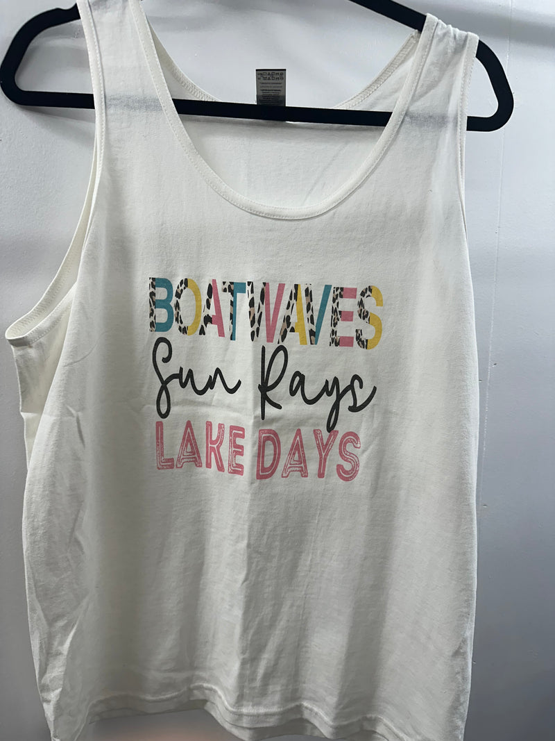 Boat Waves Tank  Medium  (018)