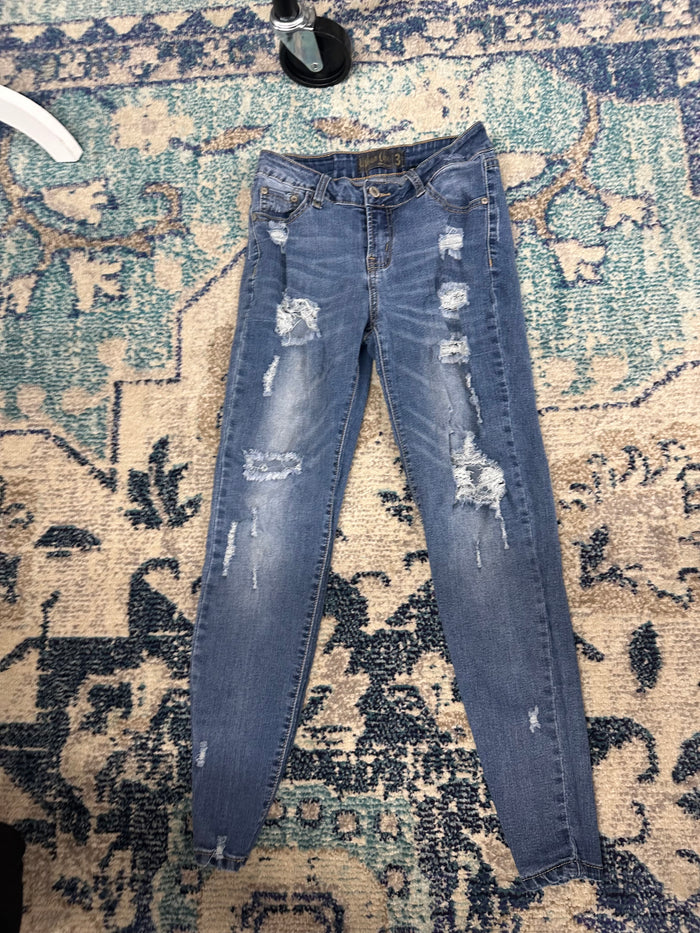 Urban Chic Jeans   Size 3.  (005)