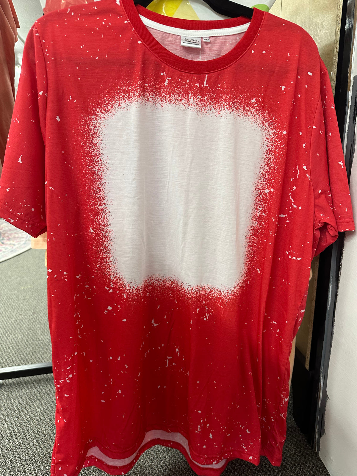 Red Bleached Always Blanks T-shirt   2X. (001)