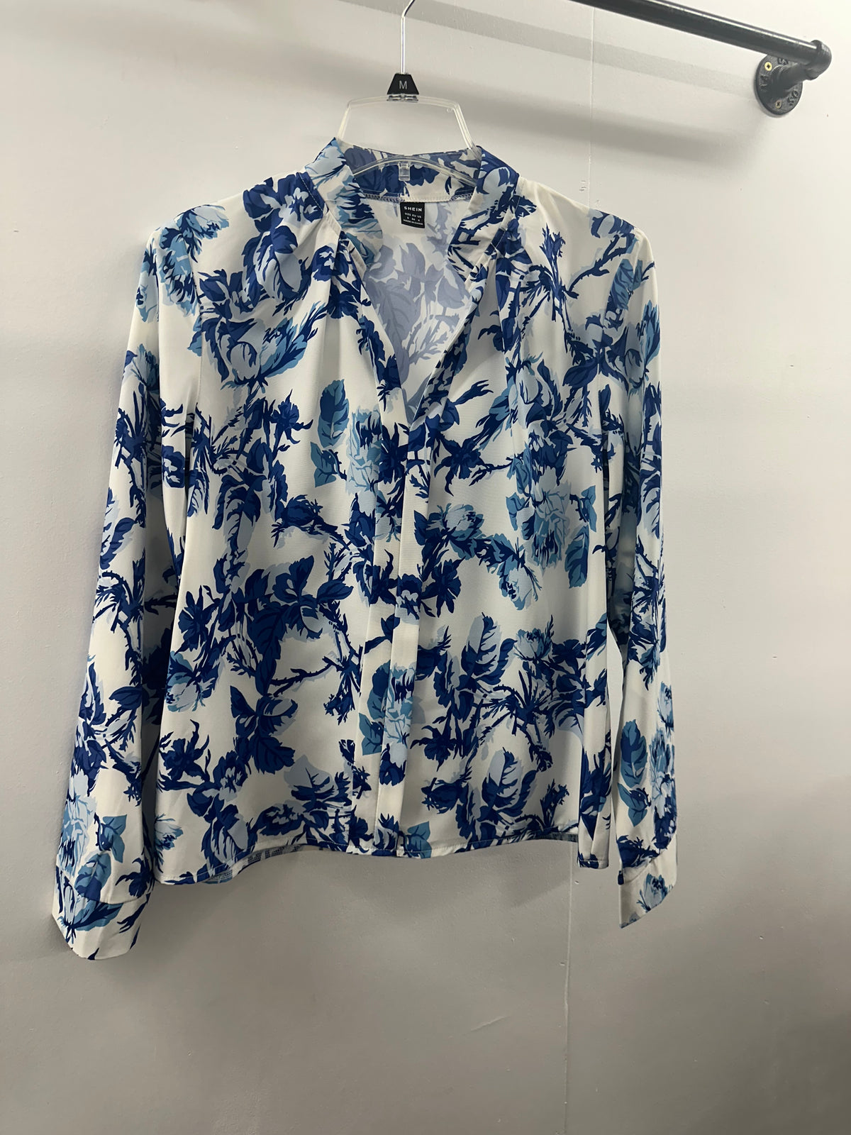 White Blue Floral Blouse   Small    (020)