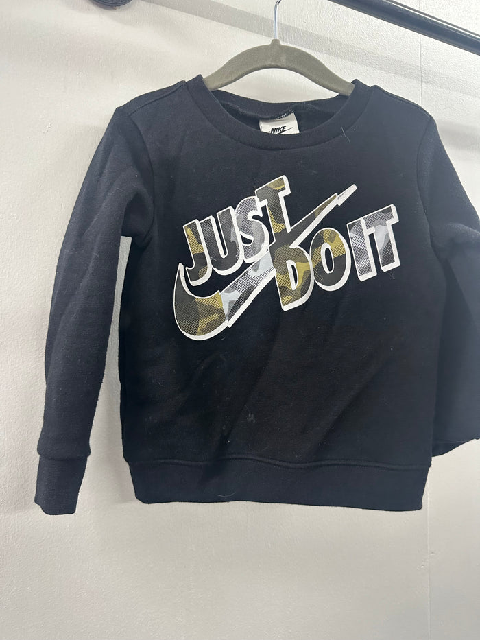 Nike Camo Sweatshirt   2T  (001)