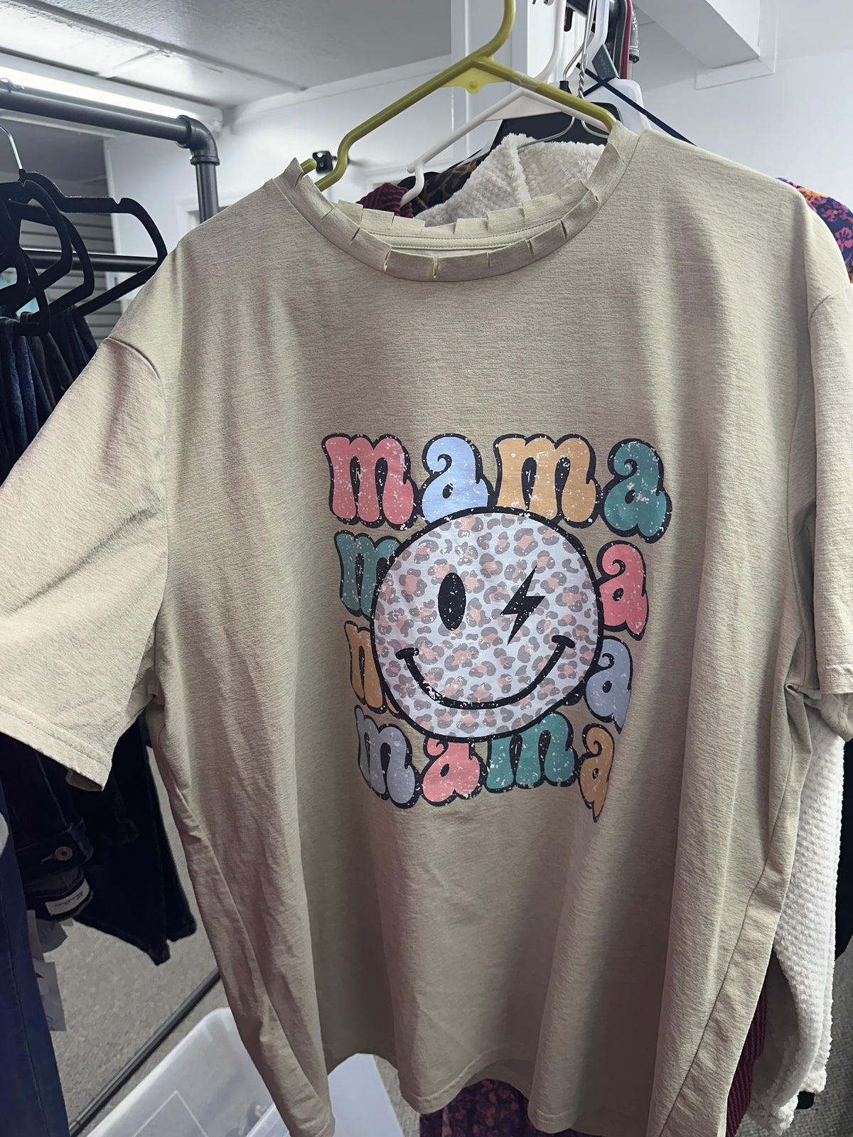 Mama Beige Tshirt    3X    (001)