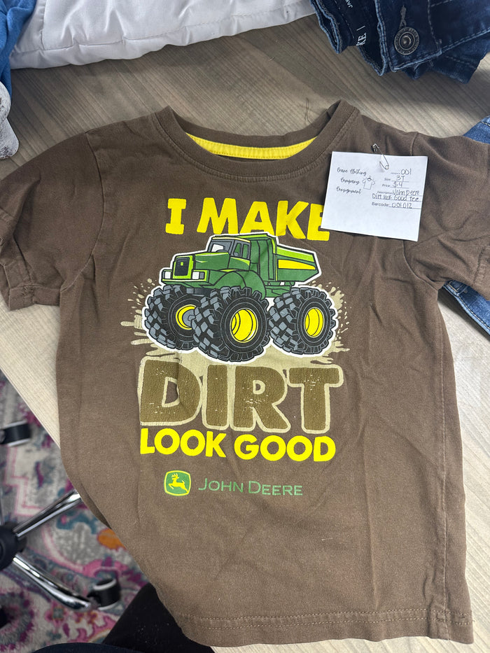JohnDeere I Make Dirt Look Good T-shirt 3T  (001)