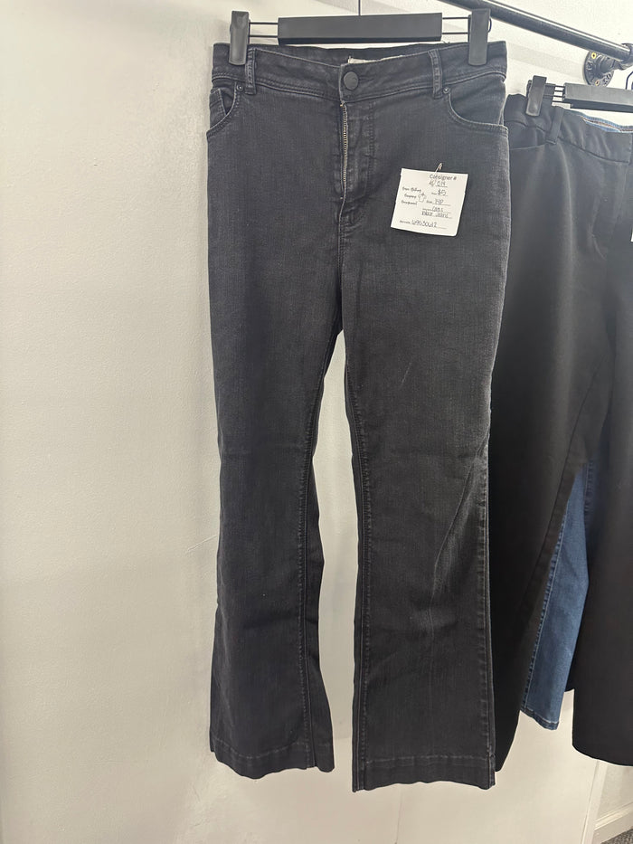 Catos Black Jeans       Size: 14P       (014)