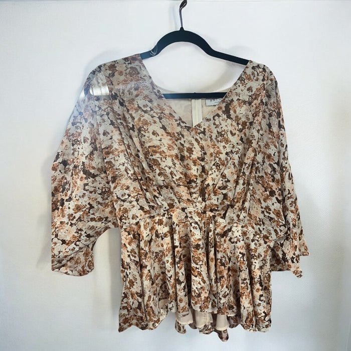 Hayden Floral Top  - Medium. (009)