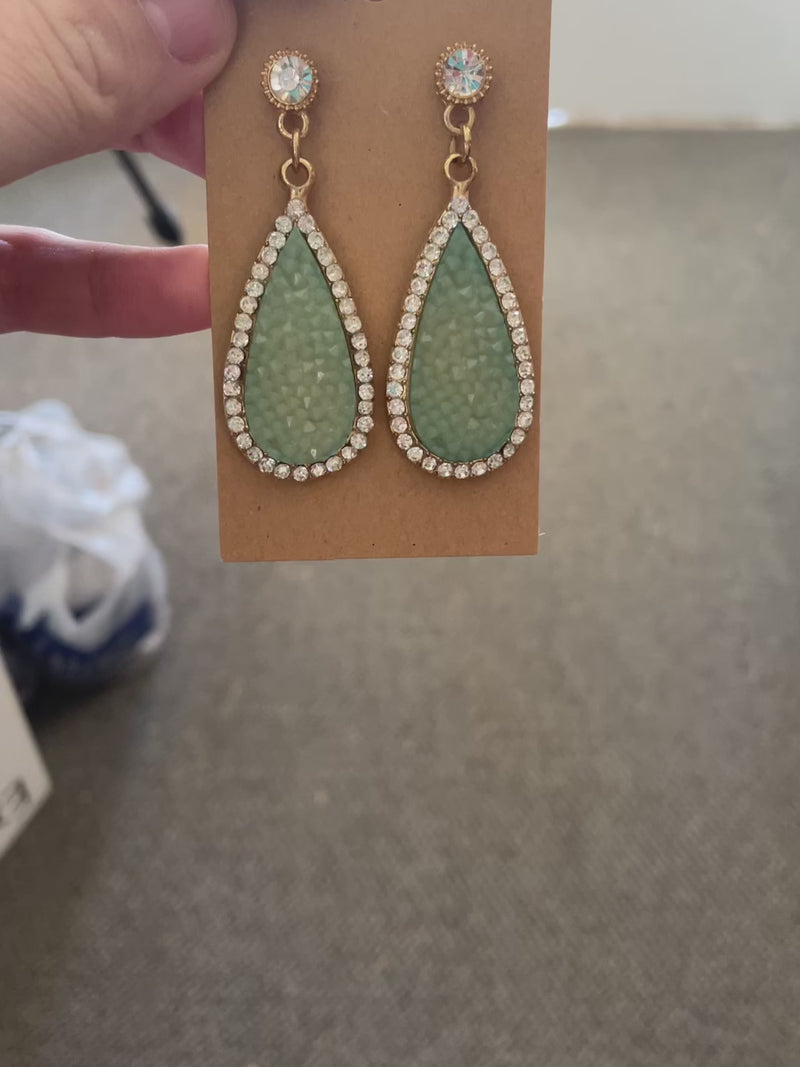 Pageant/Prom Earrings-Green Teardrop