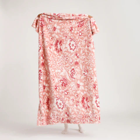 Vera Bradley Frosted Lace Pink Throw Blanket